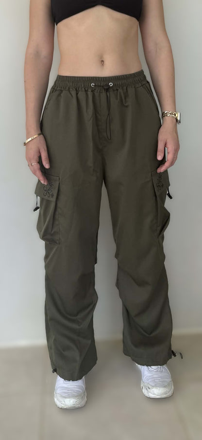 Ezzy - Cargo/Parachute Pants